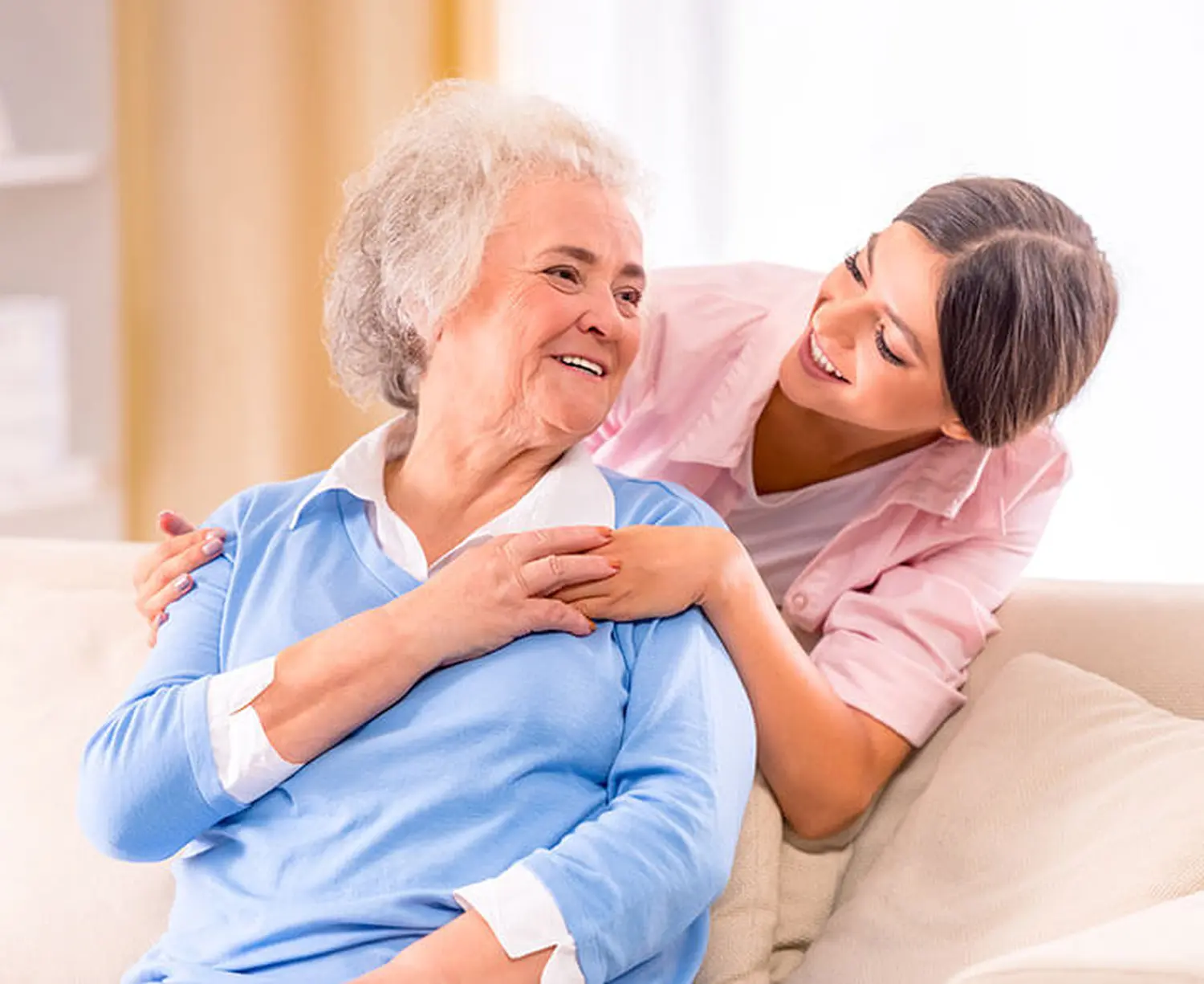 Versicherungsagent filmt Autoschaden nach Unfall durch NST Nano Surface Tec GmbH